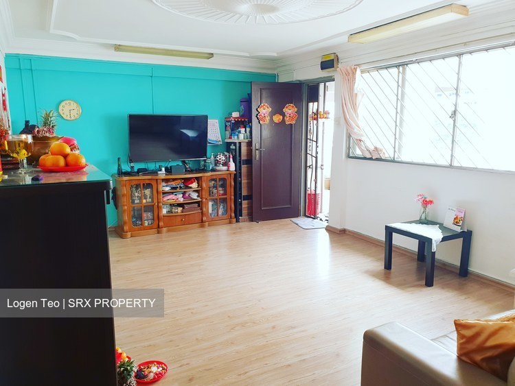 Yishun Street 71 thumbnail photo